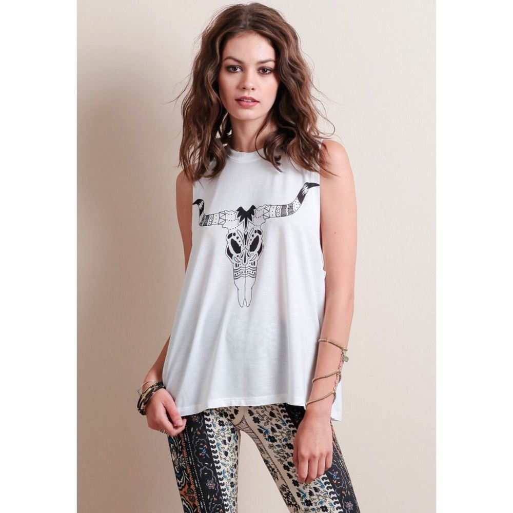 Show Me Your Mumu Boho Chic Bohemian Cow Skull Tank Top Small